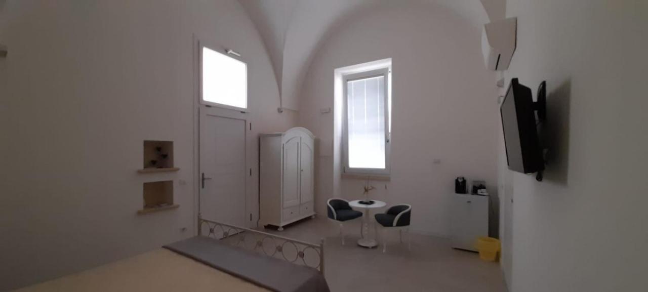 Casa Vacanze Laura S/C Lecce Kültér fotó